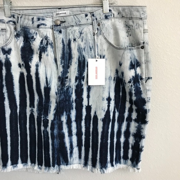 NWT GOOD AMERICAN Shibori Mini Denim Jean Skirt 20 - Picture 7 of 11